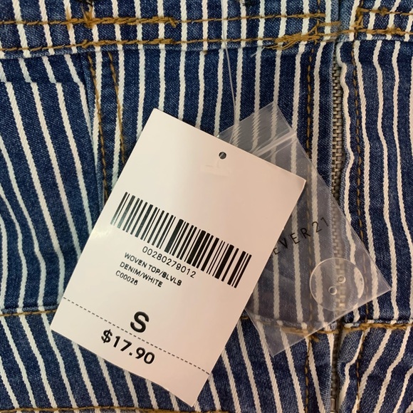 Trendy Pinstripe Denim Crop Top - Picture 3 of 4